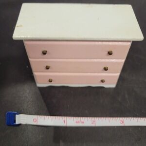Dollhouse‎ Furniture 1:12 Chest of Drawers with 3 drawers Pink/White